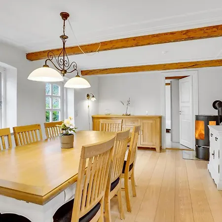 Amazing In With Kitchen