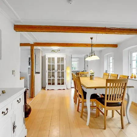 Amazing In With Kitchen